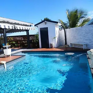  Appartement Zannanna F1 De Charme équipé Avec Piscine